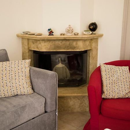 The Corner House At Gennadi Court Villa Buitenkant foto